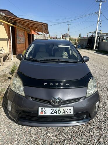 авто легковой: Toyota Prius: 2015 г., 1.8 л, Гибрид, Хэтчбэк
