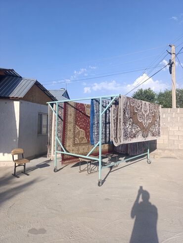 Интернет реклама: Палас- 80 сом и.квадраты килем жэр тошок жуабыз-90сом пог.метри