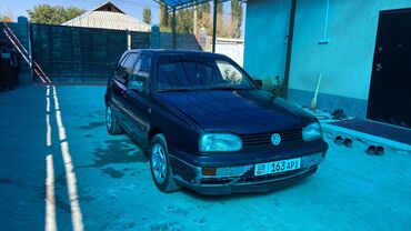 Volkswagen: Volkswagen Golf: 1992 г., 1.8 л, Механика, Газ