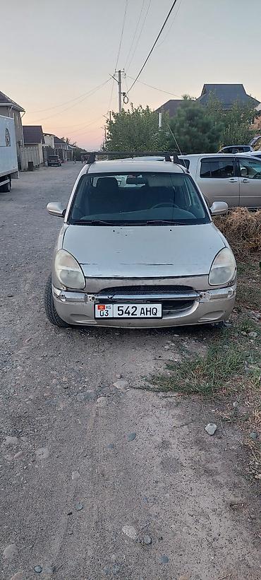 lada 2101: Daihatsu Sirion: 2000 г., 1.1 л, Механика, Бензин, Хэтчбэк — 1