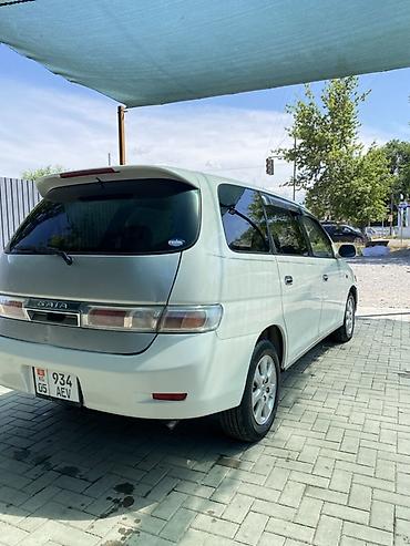 минивэн китайский: Toyota Ipsum: 2003 г., 2 л, Автомат, Бензин, Минивэн — 10