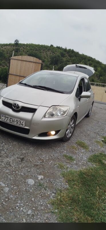 çeşqa 2 mator: Toyota Auris: 1.4 l | 2010 il Hetçbek
