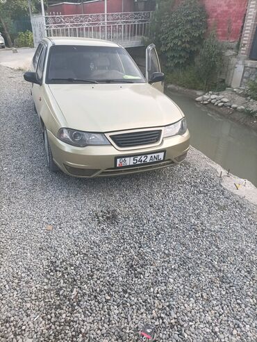 нексиия: Daewoo Nexia: 2009 г., 1.6 л, Механика, Бензин, Седан