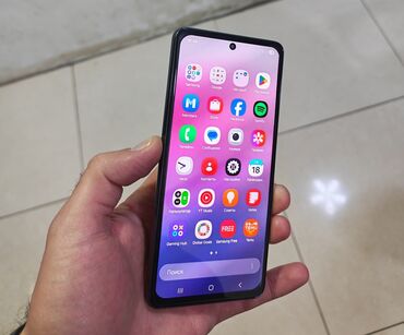 tikiş maşını alıram: Samsung A53 6 ram 128 yaddas nomre yeri biri iwlekdi biri iwlemir