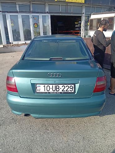Audi: Audi A4: 1.8 l | Sedan — 6
