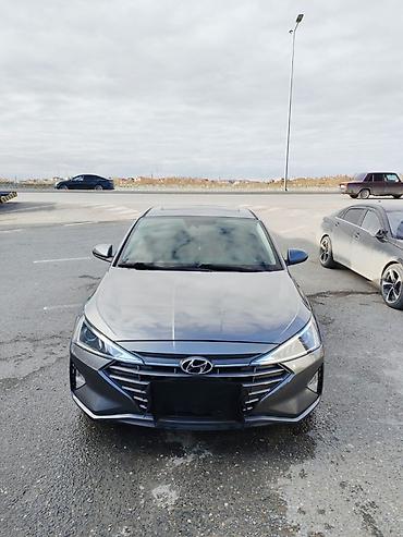 spoiler elantra 2017: Hyundai Elantra sedan - Korpus: 4 qapılı sedan, boz (metallik) rəng - — 1