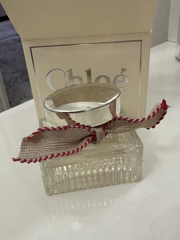 Ətriyyat: Original 30ml Chloe etiri satilir Adoreden alinib 163 azn.Bir iki defe