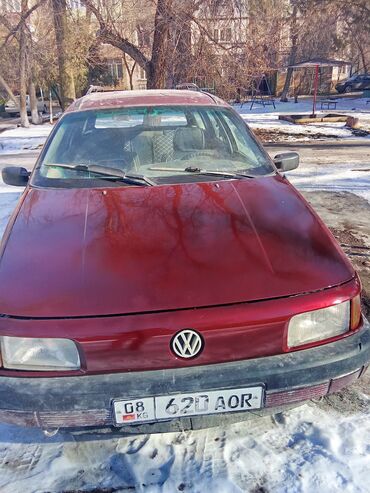 Volkswagen: Volkswagen Passat: 1991 г., 1.8 л, Механика, Бензин, Универсал