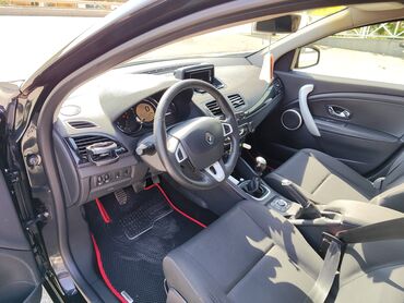 Asia: Renault Megane: 1.5 л | 2011 г. 290000 км Универсал