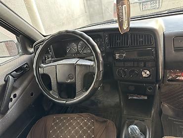 Другие услуги: Volkswagen Passat B3 Variant (универсал) Обьем 1.8моно Год:1989 - — 6