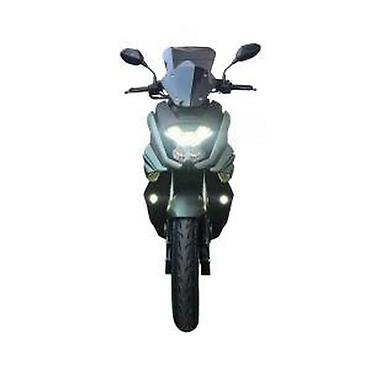 peda 200: KMOTO X-ADV skuter – sportsko‑avanturistički dizajn sa modernom — 10
