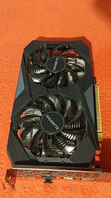 Системы охлаждения: Видеокарта, Б/у, Gigabyte, GeForce GTX, 4 ГБ, Для ПК