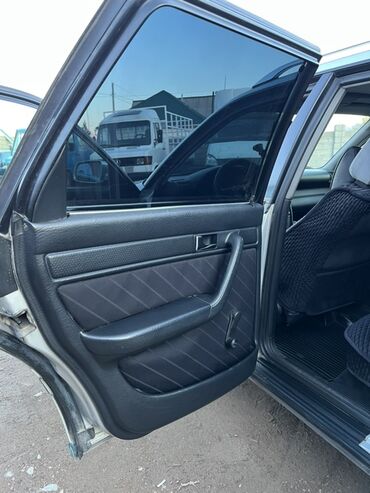 Audi: Audi S4: 1993 г., 2.6 л, Механика, Бензин, Универсал — 16