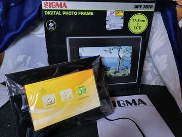 cetka za usisivac za kucne ljubimce: Digitalni nov LCD foto ram za slike Sigma Nemacka. Nov ram ispravan