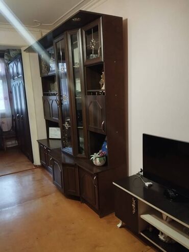 Köhnə tikili: Bakı, 1 otaqlı, Köhnə tikili, m. Xalqlar Dostluğu, 30 kv. m — 9