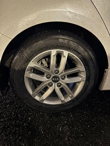 KIA orijinal yüngül lehimli disklər və şinlər komplekti -