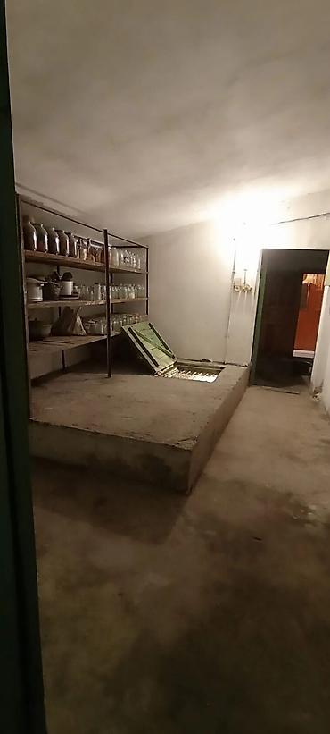 Продажа коттеджей и домов: Срочно продаются два дома на одном участке! Большой и маленький дома — 19