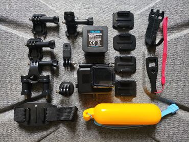 Другие аксессуары для фото/видео: Продаю аксессуары для GoPro. Корпус-чехол, зарядка, поплавок, крепежи