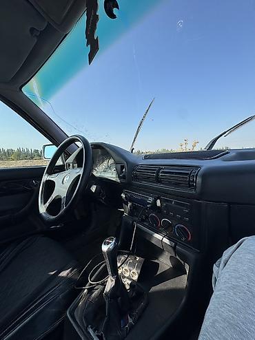 genesis авто: BMW 5 series: 1991 г., 2.5 л, Механика, Бензин, Седан — 7