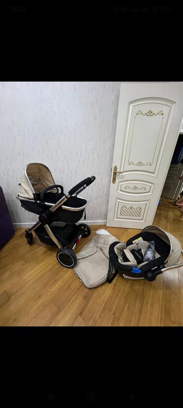 Школьные сумки: Kalyaska 350 AZN son Uc ıl bundan qabaq999azn alınıb Mothercare