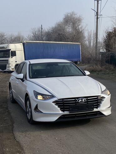 Hyundai: Hyundai Sonata: 2021 г., 2 л, Автомат, Газ, Седан — 3