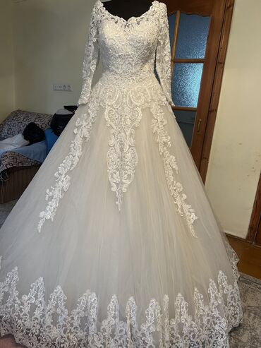 Свадебные платья: Свадебные платья — 4