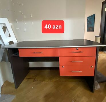 iki neferlik yazi masasi: Письменный стол, Б/у, Нераскладной, Прямоугольный стол