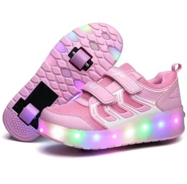 продаю женские туфли: Продаю новые кроссовки-ролики с подсветкой. размеры 27-37