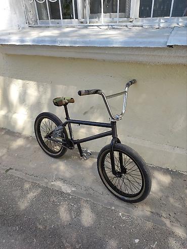 Продаю bmx рама kink сидушка code bikes вынос salt руль salt plus