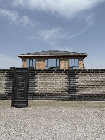 токмок дом куплю: Дом, 260 м², 9 комнат, Риэлтор, ПСО (под самоотделку)