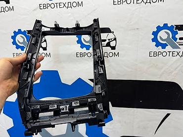 Другие детали салона: Декоративная накладка центральной консоли Mercedes-Benz C-CLASS W206 — 11