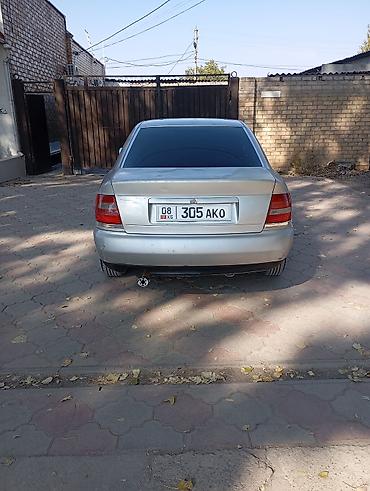 Audi: Audi A4: 1995 г., 1.8 л, Механика, Бензин, Седан — 5