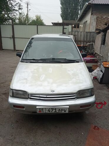 зимние шины р17: Nissan Prairie: 1989 г., 2 л, Механика, Бензин, Универсал