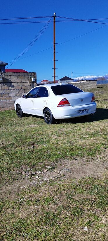 Nissan: Nissan Sunny: 1.6 l | 2006 il Sedan