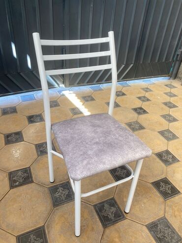 Стулья для кухни: Железные стулья! Продаются железные стулья, осталось . Цена — 11