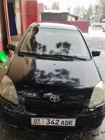 Toyota: Toyota Yaris: 2003 г., 1 л, Механика, Бензин, Хэтчбэк