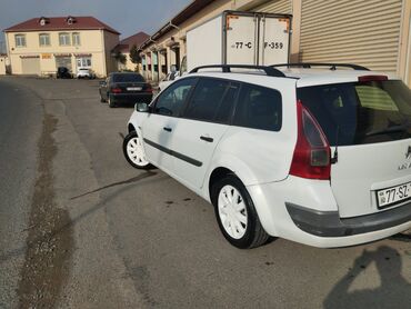 Renault: Renault Megane: 1.5 l | 2008 il 2800 km Sedan — 7