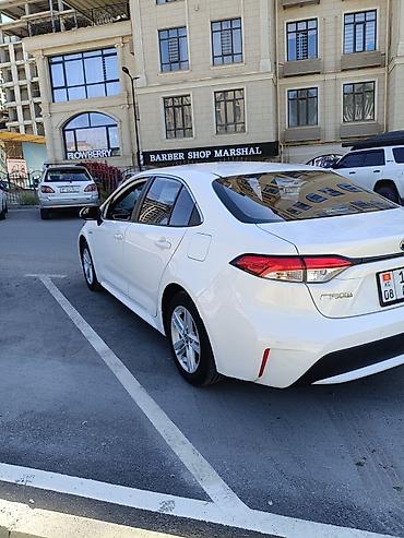 corola: Toyota Corolla: 2021 г., 1.8 л, Вариатор, Гибрид, Седан — 4