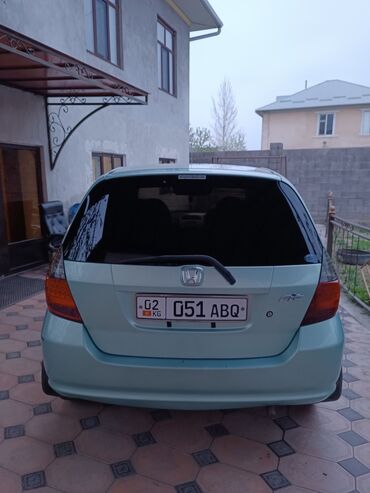 купить авто бишкек: Honda Fit: 2002 г., 1.5 л, Автомат, Бензин, Седан