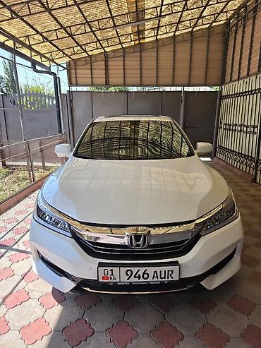 h 1: Honda Accord: 2017 г., 2 л, Автомат, Гибрид, Седан — 1