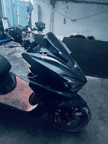 Скутеры: Макси-скутер 160 куб. см, Бензин, Б/у — 6