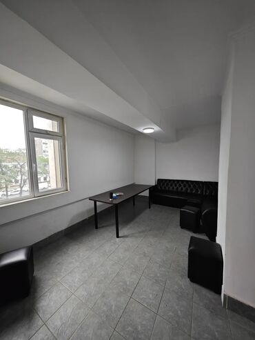 офисы ош: Сдаю Офис, 150 м², В бизнес центре, 1 линия