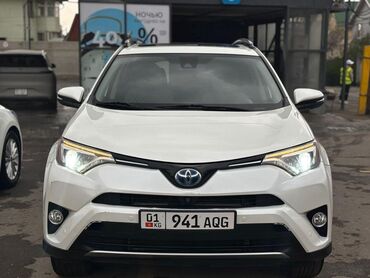 адаптер type c: Toyota RAV4: 2017 г., 2.5 л, Автомат, Гибрид, Кроссовер