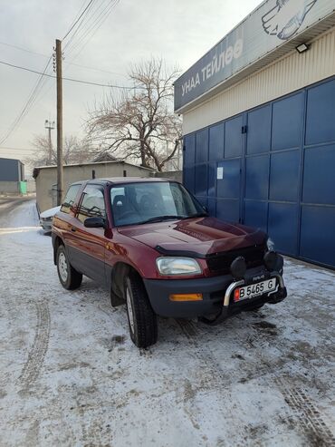 Toyota: Toyota RAV4: 1994 г., 2 л, Автомат, Бензин, Кроссовер