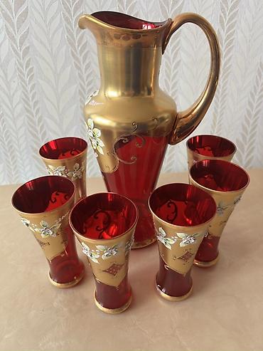 tom stekan: Qırmızı-şüşə sürahi və 6 stəkan dəsti - Material: rəngli şüşə - Rəng — 3