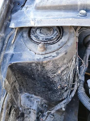 Toyota: Toyota Vitz: 2000 г., 1 л, Хэтчбэк — 9