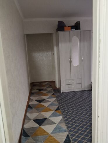 Долгосрочная аренда квартир: 3 комнаты, С подселением, С мебелью частично at lalafo.kg — 1 Долгосрочная аренда квартир: 3 комнаты, С подселением, С мебелью частично — 1