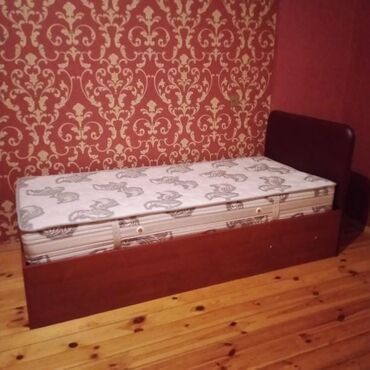 Bazali ortapedik matrasli yataq satilir 180 azn. baş tərəfi