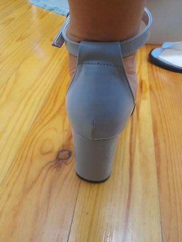 gun eynəyi: Merlin Shoes qadın sandaleti - Rəng: açıq mavi (baby blue) - Model — 8