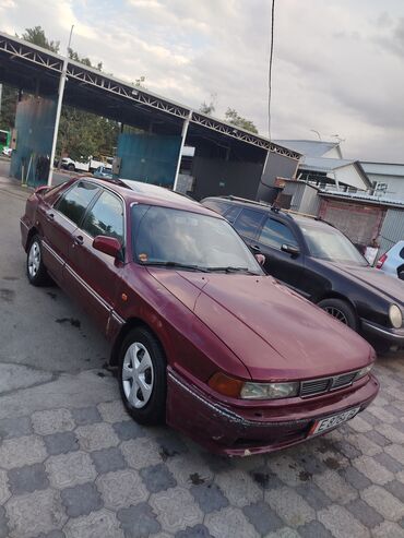 машина вольво: Mitsubishi Galant: 1992 г., 2 л, Механика, Газ, Хэтчбэк